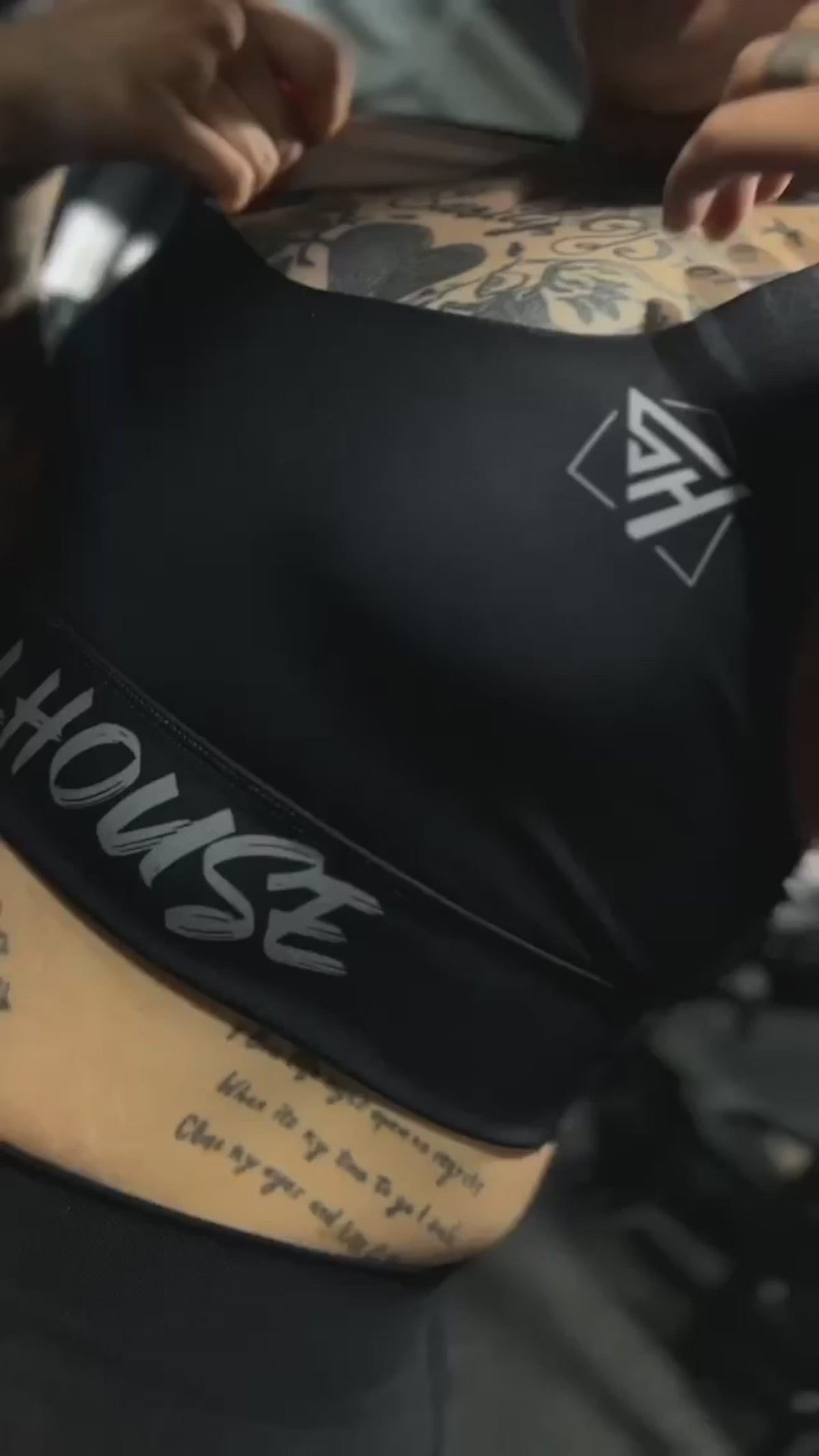 SWOLLHOUSE sports bra
